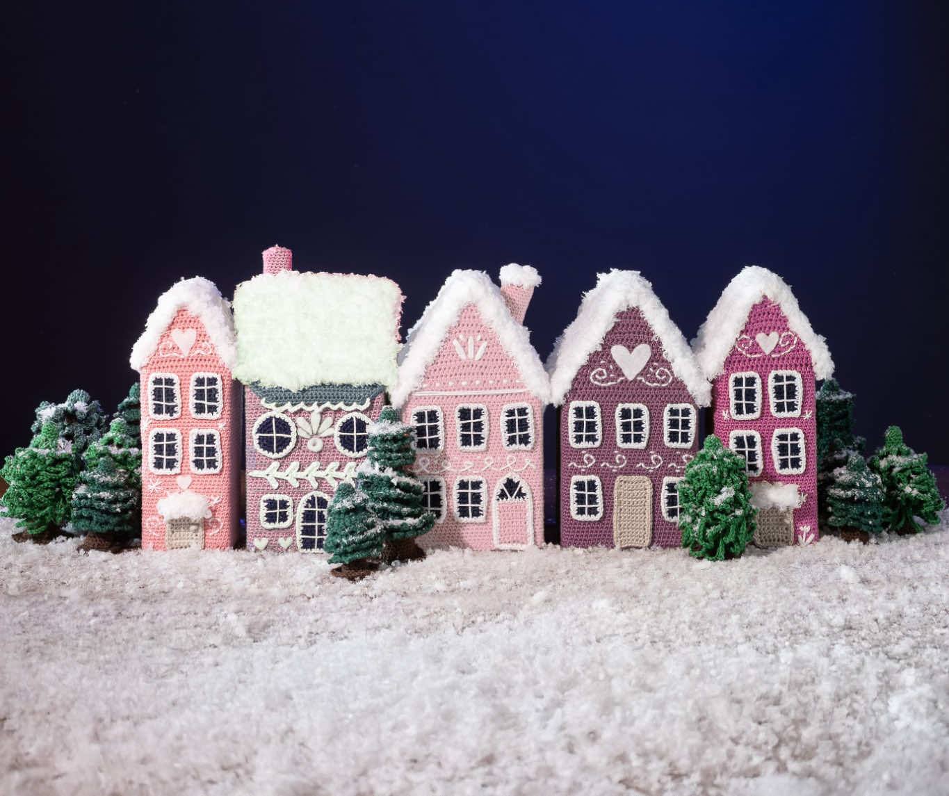 Grote huisjes uit Kersthuisjes haken ROZE (Garenpakket)