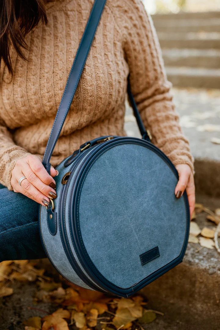 Della Q Hat box Indigo